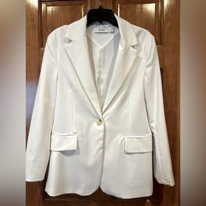 Women’s White Blazer -Size M